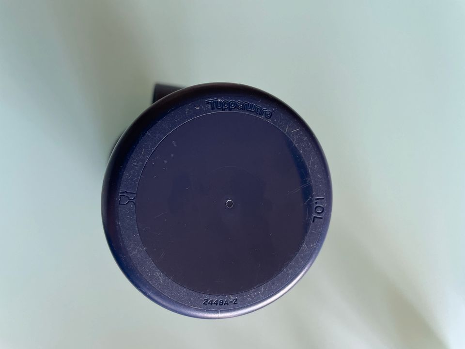 Tupperware Kanne Preludio mit Kippdeckel, 1 Liter in Pfullingen