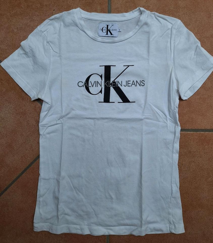 T-Shirt,  Shirt, "Calvin Klein Jeans" Damen, Gr. M, weiss in Aßling