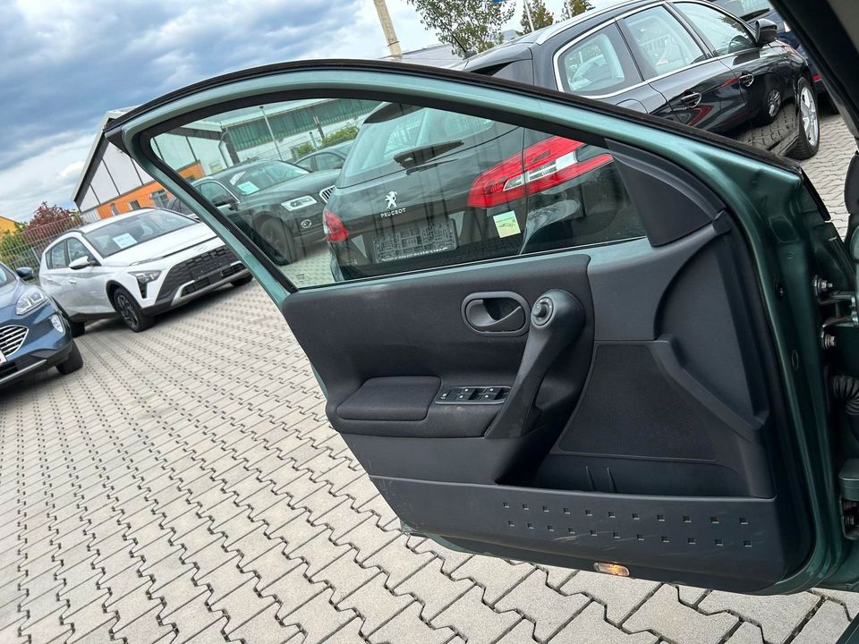 Renault Mégane Authentique Confort 1,4 Ltr. - 72 kW 1... in Babenhausen