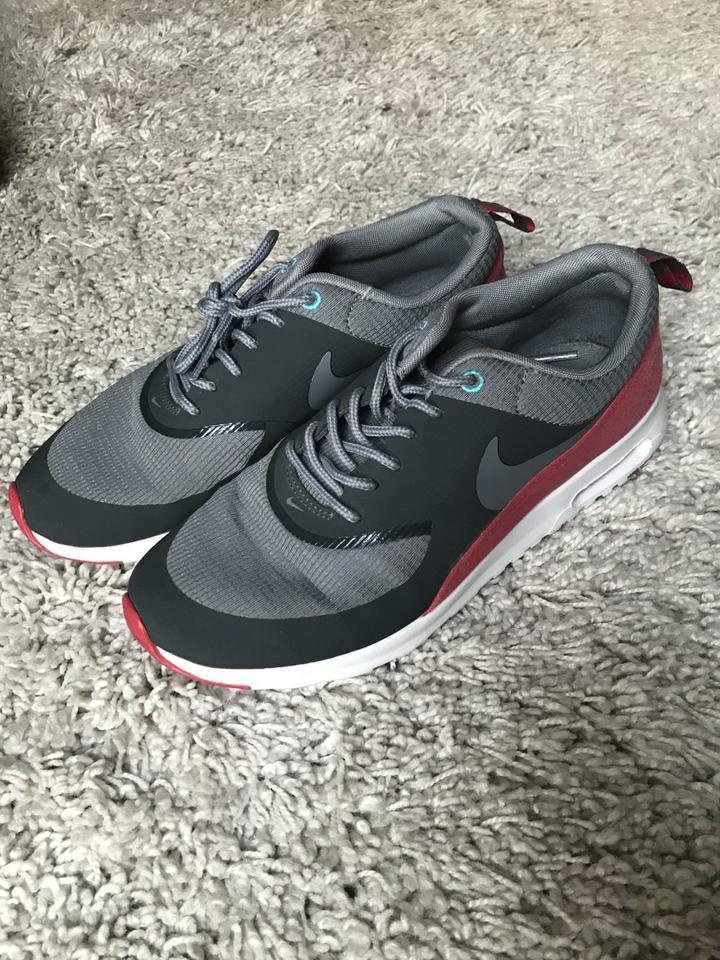 Nike thea schwarz rot discount