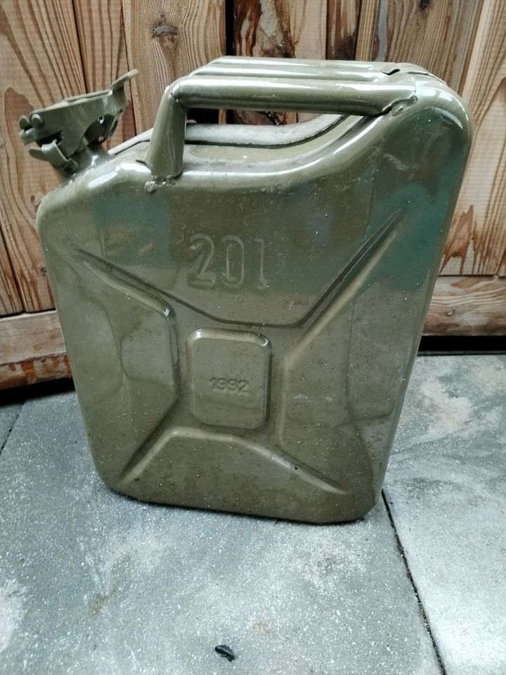 20l Diesel Kanister, Kanister, Metall, Ersatzkanister, oliv in