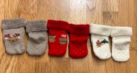 H&M 3 Paar Newborn Frottee Socken Weihnachten Gr. 13-15 Hessen - Griesheim Vorschau