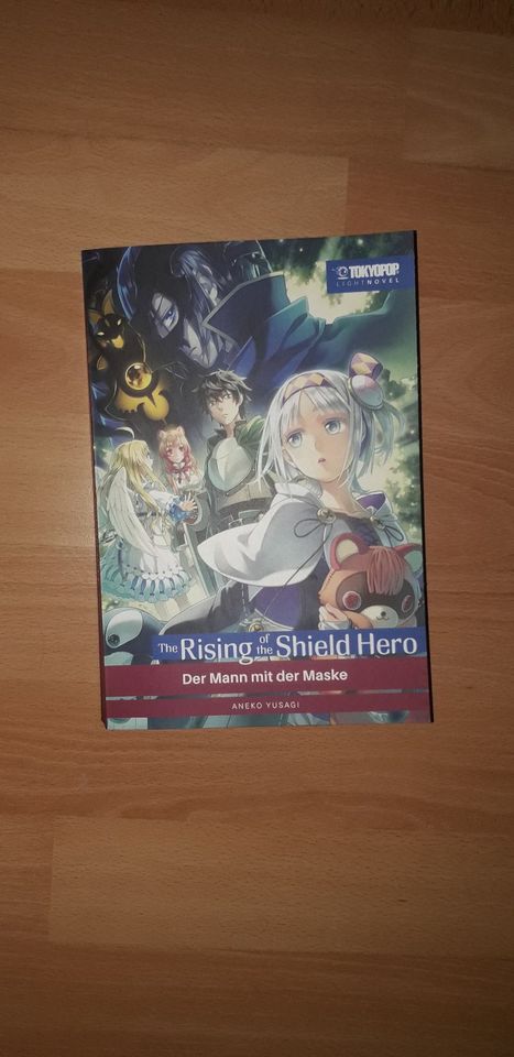 The Rising of the Shield Hero Light Novel 11 in Düsseldorf