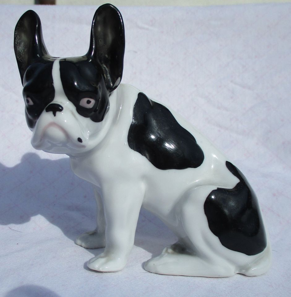 Französische Bulldogge Porzellanfigur Marke+Nummer French Bulldog in Saarbrücken