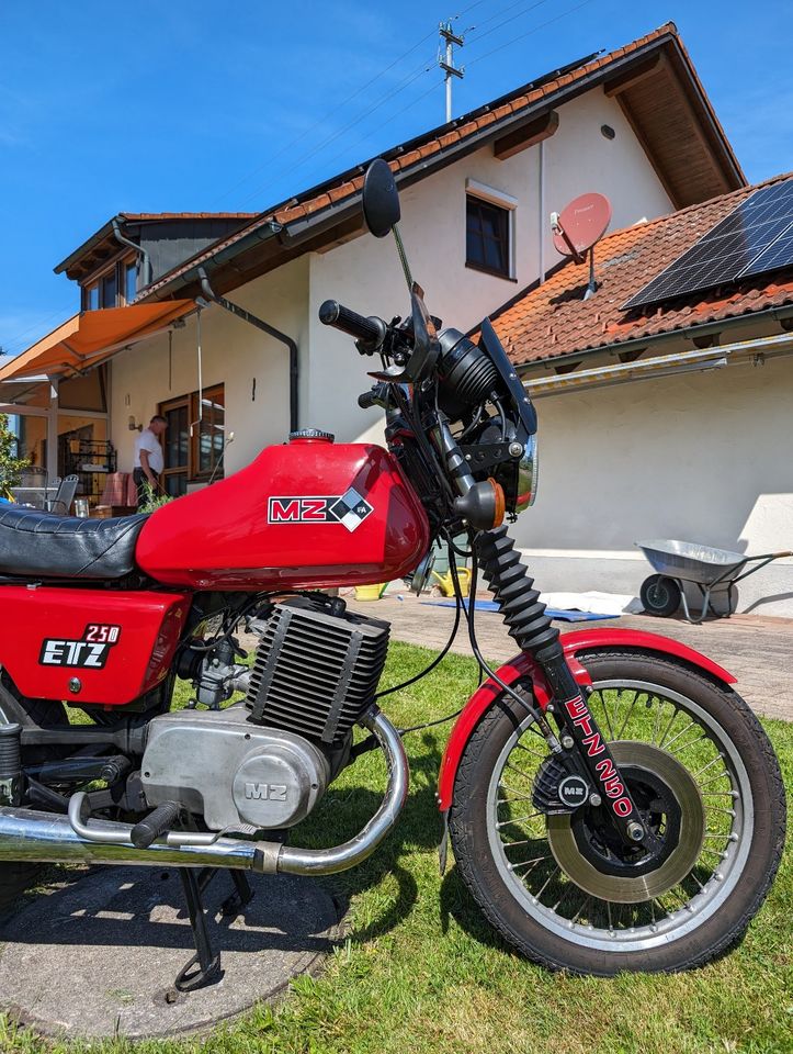 MZ ETZ 250 in Leutkirch im Allgäu