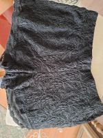 AJC Hot Pants/ Shorts schwarz Gr. 42 Häkelmuster Bayern - Grettstadt Vorschau