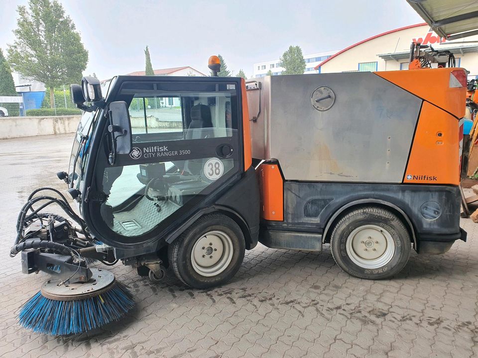 Nilfisk City Ranger 3500 Kehrmaschine in Brackenheim