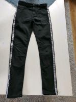 H&m Jeans schwarz mit Biese 152 Rheinland-Pfalz - Daaden Vorschau