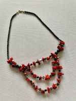 Halskette Modeschmuck, rot Steine, schwarz Niedersachsen - Emden Vorschau
