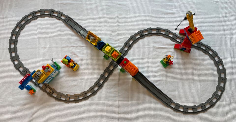 Eisenbahn Super Set von Lego Duplo in Stuttgart