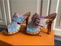 Original Louis Vuitton Schuhe Mules Plateau Gr.39 Denim Vintage Berlin - Spandau Vorschau