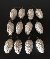 Weihnachtsbaumschmuck 12 Glas Zapfen/Antik DDR/Tannenzapfen/Rar Sachsen - Radebeul Vorschau