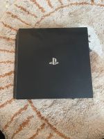 PlayStation 4 mit 4 Spielen Top Zustand Schwarz Baden-Württemberg - Korntal-Münchingen Vorschau