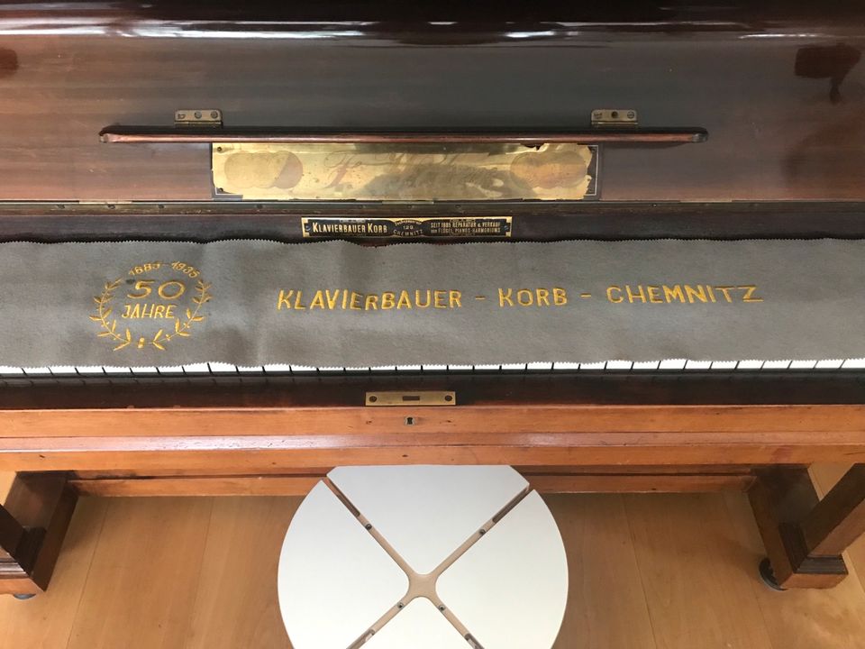 Wunderschönes Klavier antik F.Weber Korb Chemnitz in Ritterhude