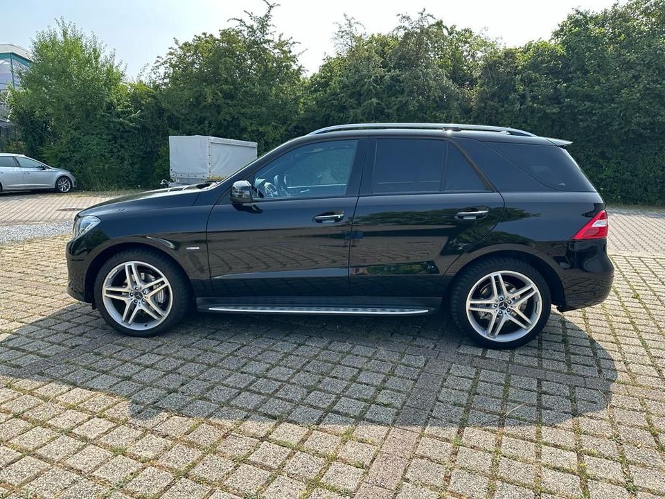 Mercedes Benz ML W166 350 CDI 4Matic Off Road AMG Paket Schwarz in Neutraubling