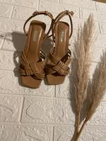 Absatzschuhe Highheels 36 beige braun Niedersachsen - Visbek Vorschau