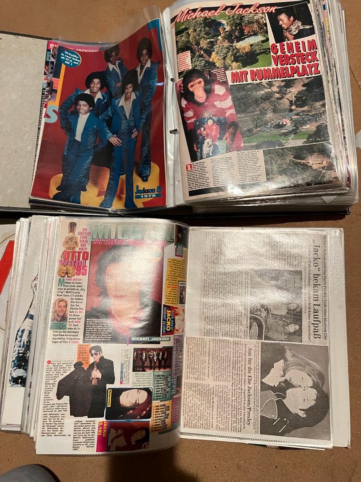 Michael Jackson Sammlung diverse Artikel in Schutzbach