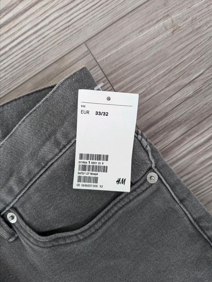 H&M Jeans 32/32 neu in Heßheim