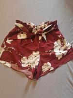 Shein shorts Staffelsee rot bordeaux Blumen Hessen - Mainhausen Vorschau