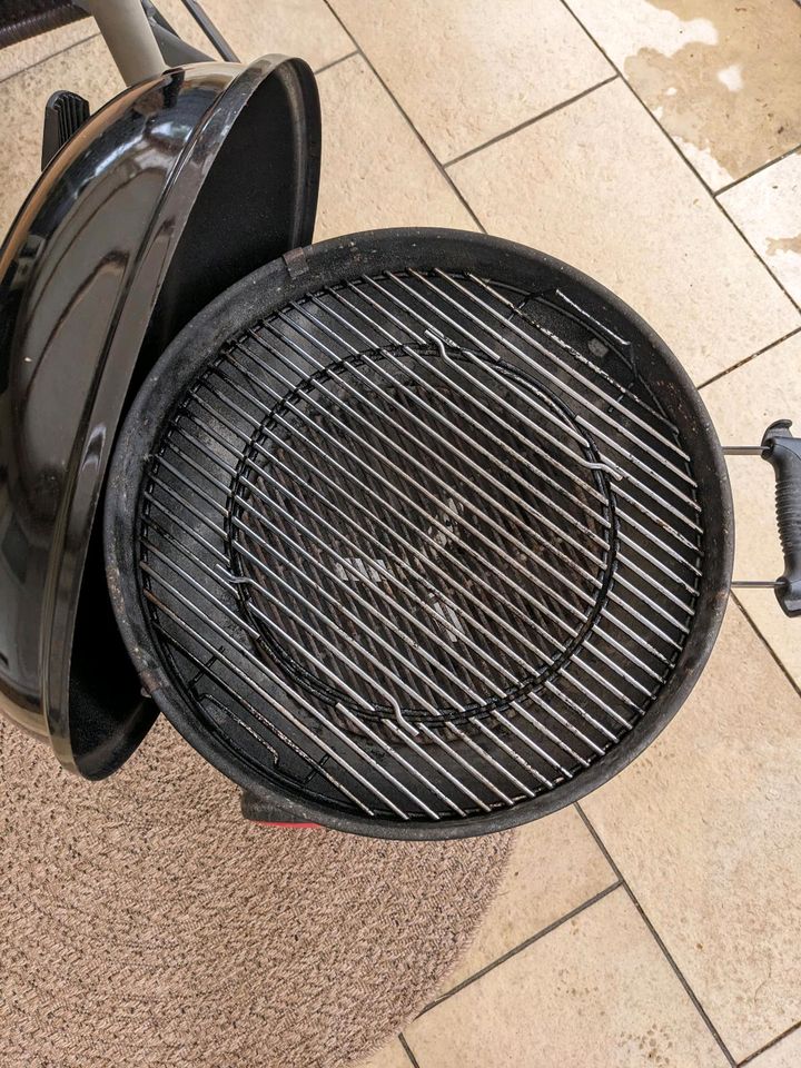 Weber Kugelgrill Kettle in Saarlouis