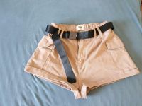 Shorts mit Gürtel TW Gr. 38 beige Niedersachsen - Winsen (Luhe) Vorschau