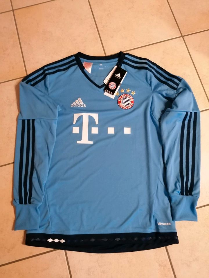 FC Bayern München Trikot, Torwart, 176, Neu mit Etikett in Raitenbuch