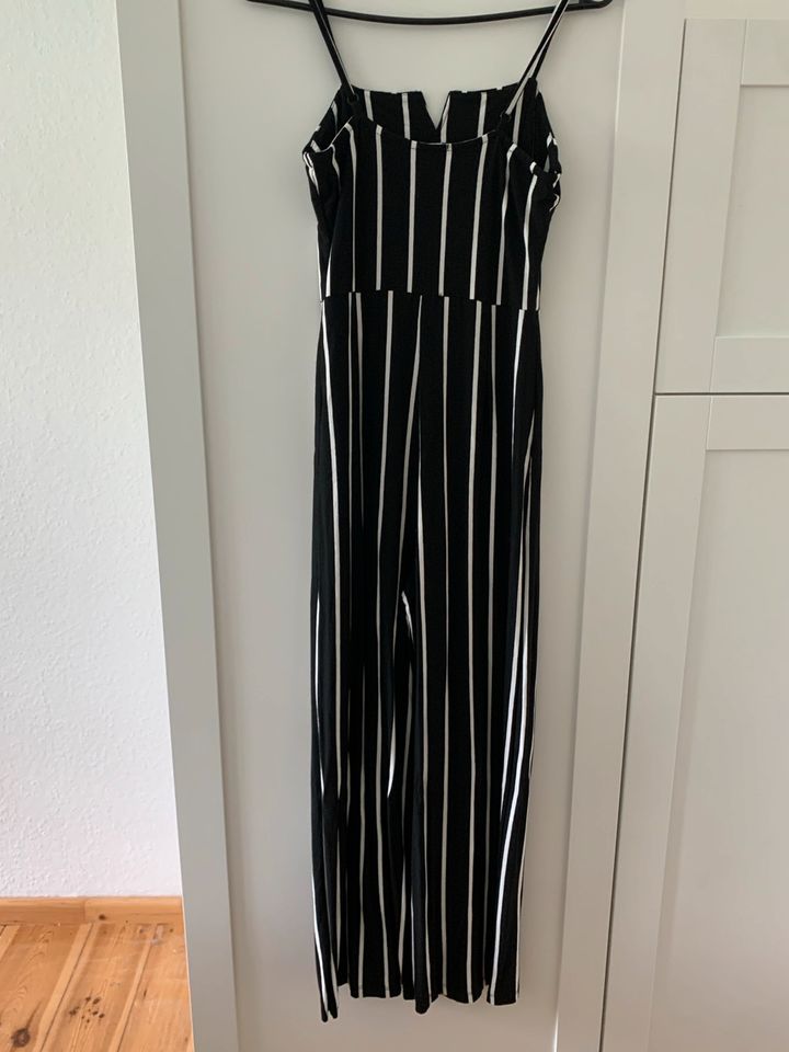 Bershka Jumpsuit, Größe S in Berlin