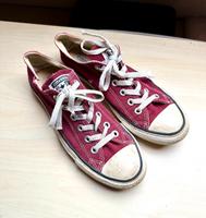 Converse Chucks Gr. 38 UK 5,5 Bordeaux Rot Dunkelrot Low Niedersachsen - Apen Vorschau