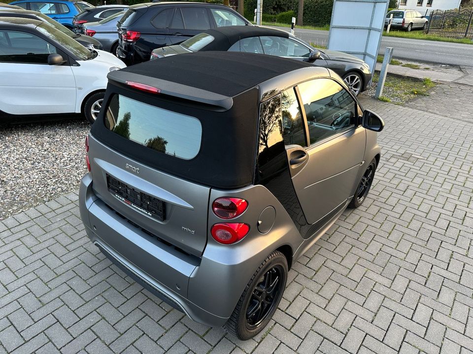 Smart ForTwo cabrio Passion 71PS-NAVI-S.HEIZ-USB-ALU in Pinneberg