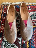 Schöne Think! Schuhe, Modell Kapsl, braun mit roter Sohle, Gr. 39 Baden-Württemberg - Obergröningen Vorschau