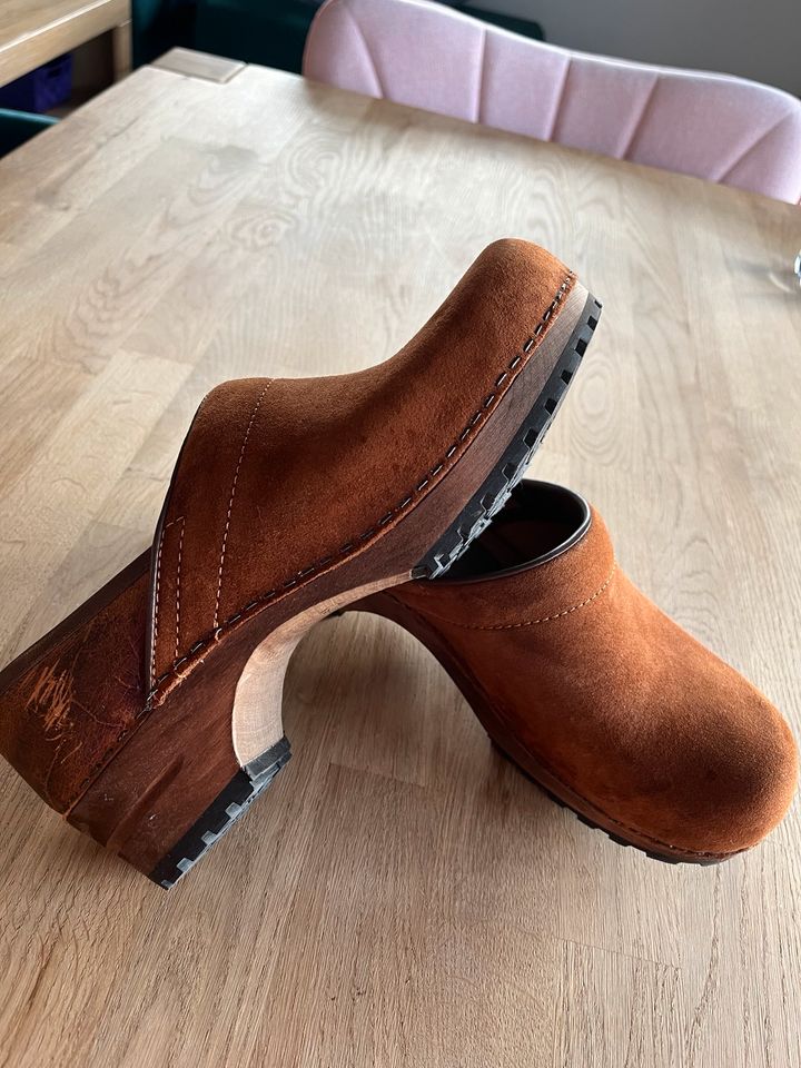 Original Danish Clogs in Tettnang