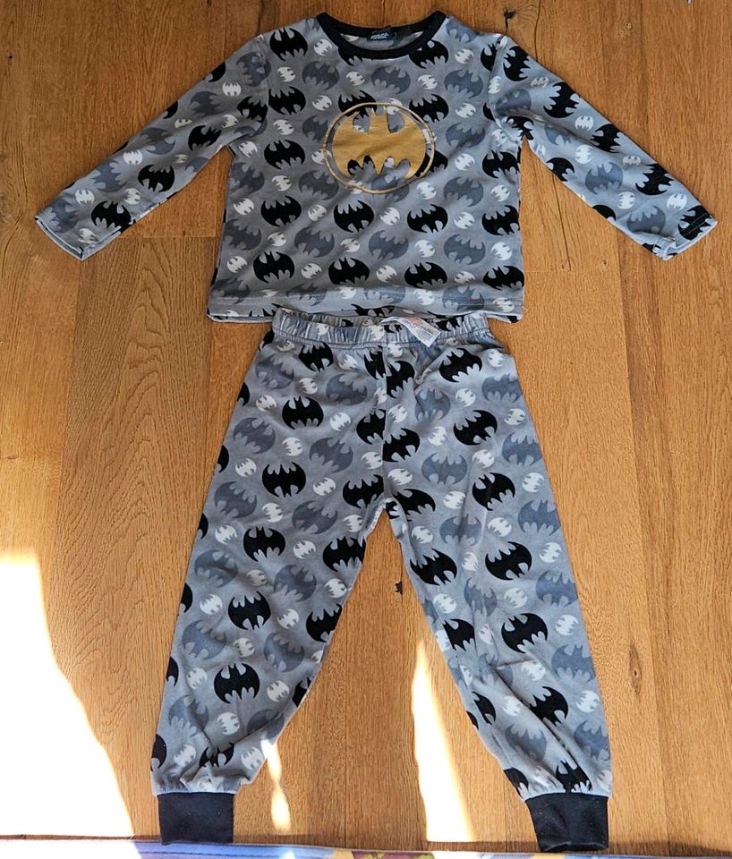 Fleece Schlafanzug Batman Primark 104 in Ingolstadt