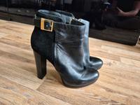 Michael Kors Stiefeletten High Heels Pumps schwarz Berlin - Spandau Vorschau