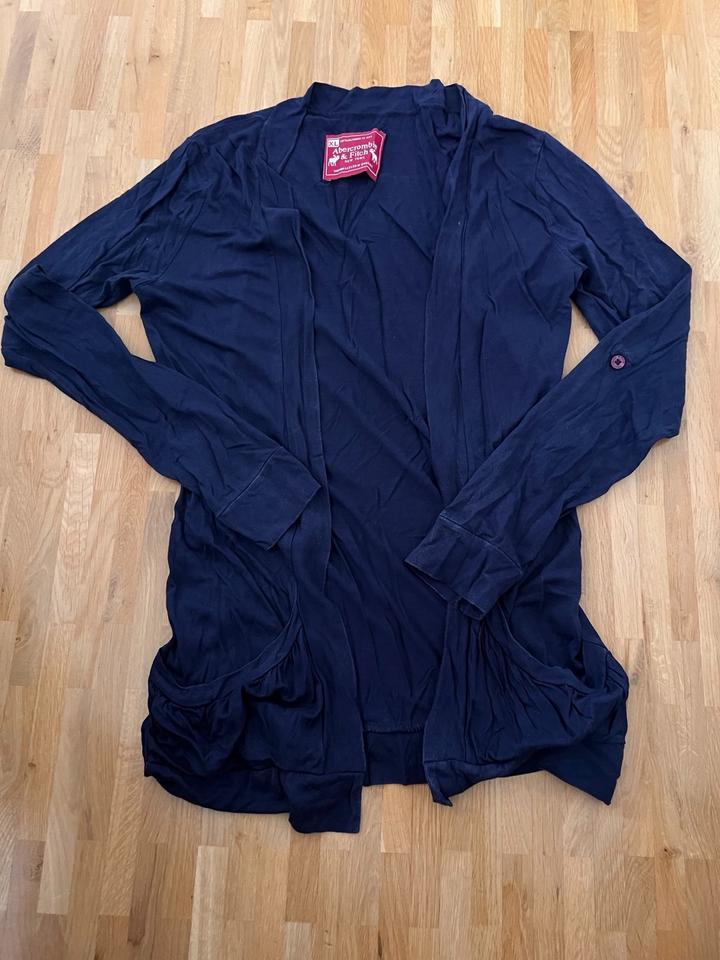 Damenoberteil Cardigan Blau Abercrombie&Fitch Größe XL in Berlin