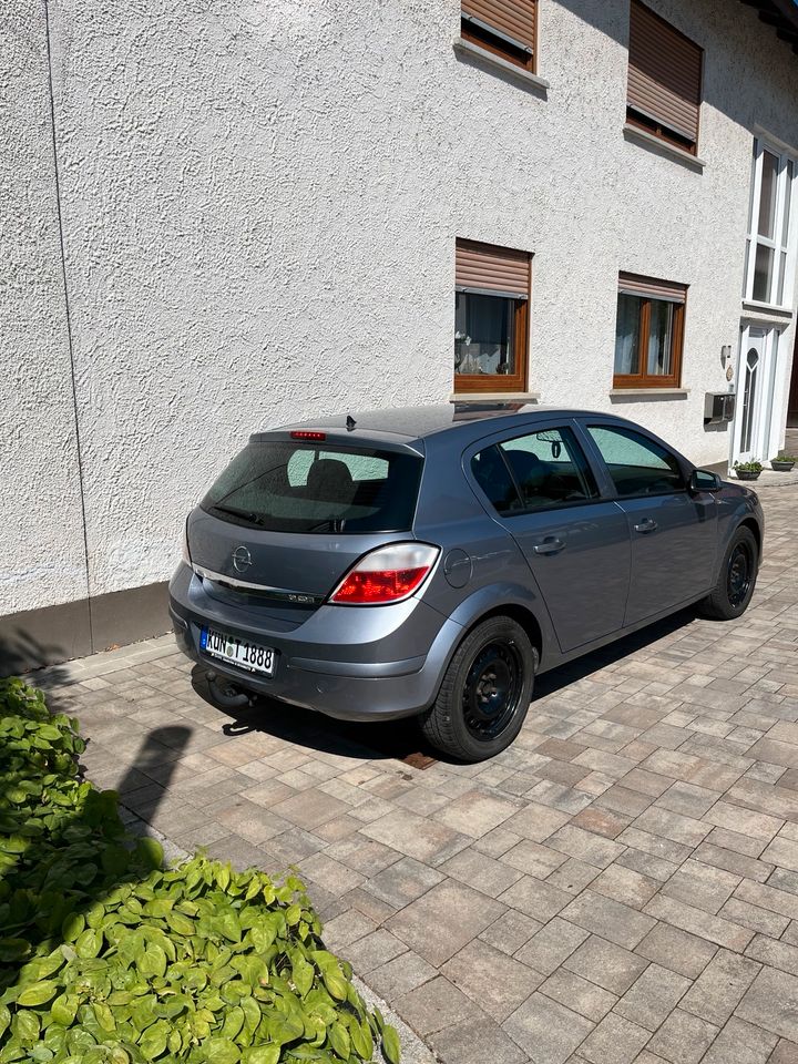 Opel Astra H in Mulfingen
