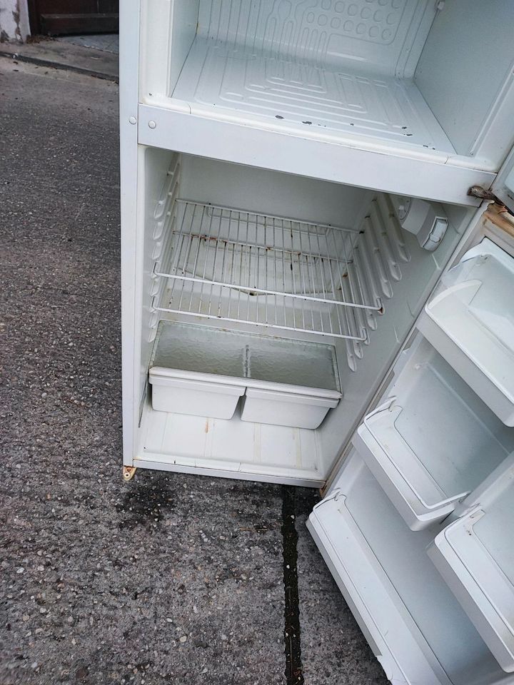 Einbau Kühlschrank zu verkaufen in Mallersdorf-Pfaffenberg