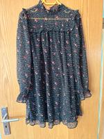 H&M Kleid mit Blumen Nordrhein-Westfalen - Nümbrecht Vorschau