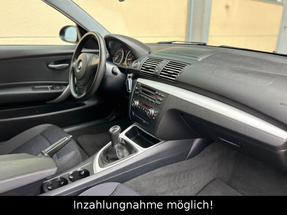 BMW 118 Baureihe 1 Lim. 118i Bi-Xenon Klimaauto Allu in Kämpfelbach