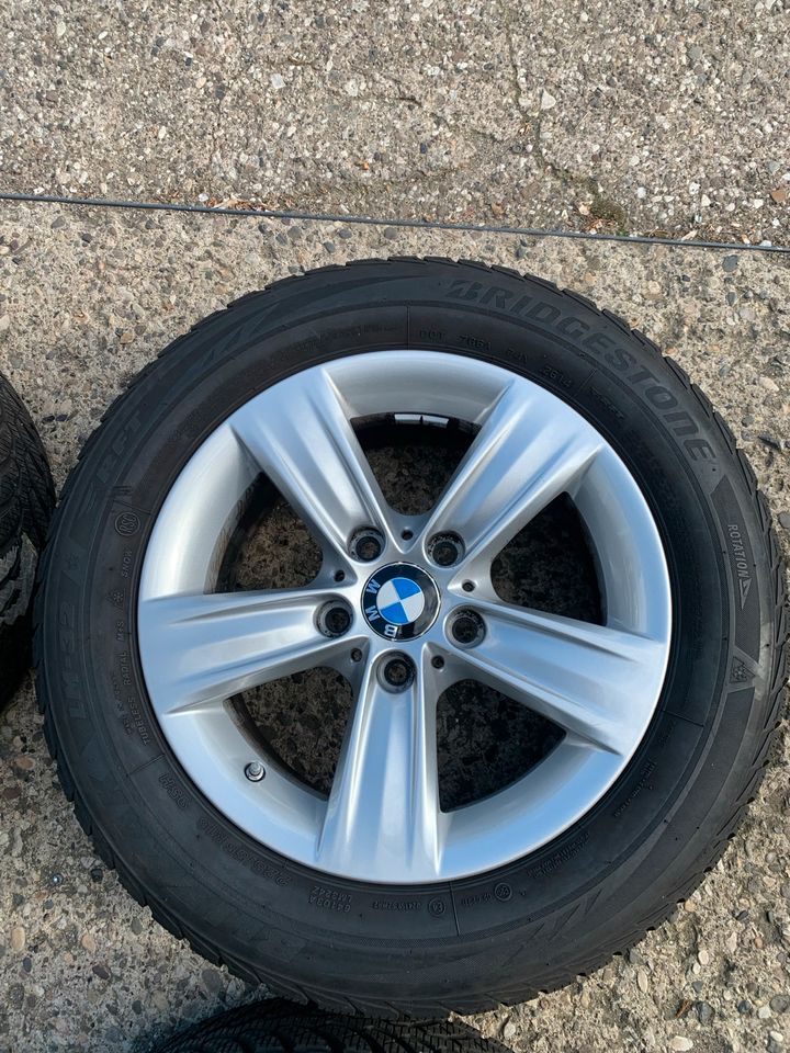 BMW Alufelgen mit Winterreifen 225/55R16 e90 f30 e46 f20 in Langenhagen