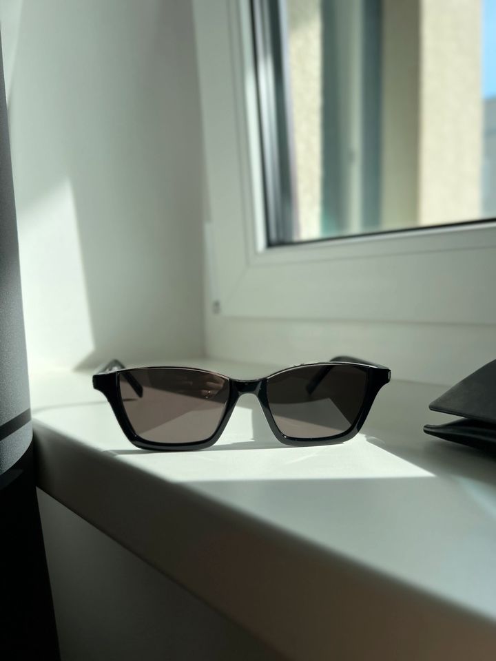 Original YVES SAINT LAURENT SL 365/002 Sonnenbrille Brille in Berlin