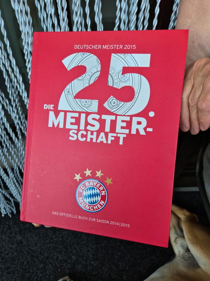 FC Bayern München original Ausgabe 2015 in Würzburg