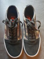 Vans mit Camouflage Muster Gr. 39 Nordrhein-Westfalen - Neuss Vorschau