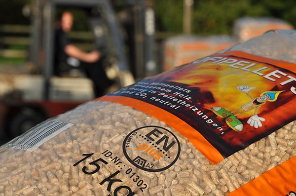 Holzpellets Energiepellets 65 x15kg 379,99 € schnelle Lieferung in Dortmund