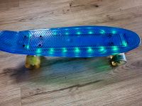 Skateboard mit LED-Leuchten Nordrhein-Westfalen - Monschau Vorschau