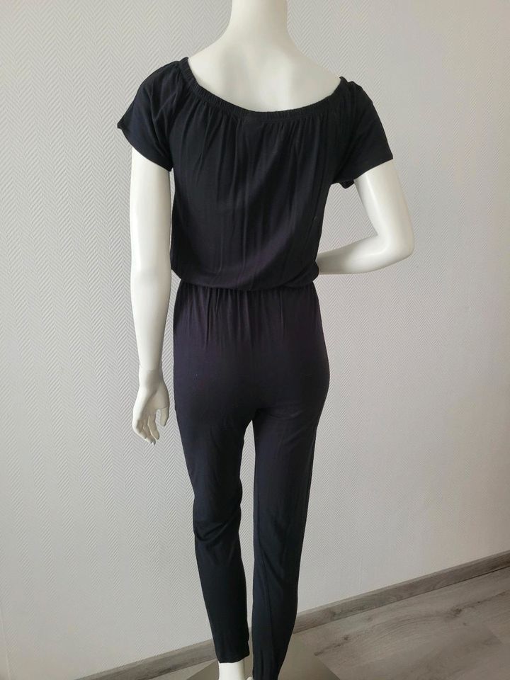 Jumpsuit schwarz 158/164 in Erlangen