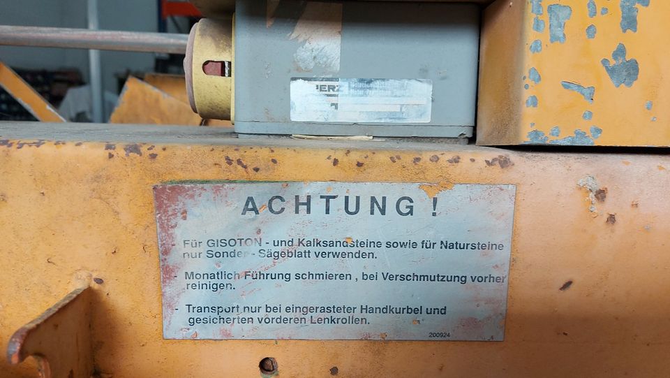 Blocksteinsäge Nassschneidemaschine in Babenhausen