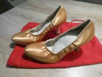 Paoul Standardschuhe Tanzschuhe Gr. 37 1/2 neu und ungetragen Frankfurt am Main - Bornheim Vorschau