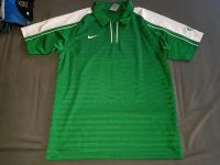 Nike  T-shirt Grün Kragen Sporthemd Trikot 164 - 176 Häfen - Bremerhaven Vorschau