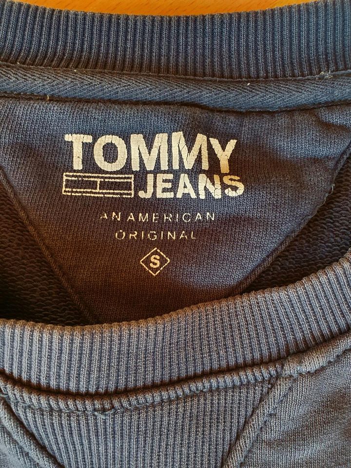 Pullover Tommy Jeans Gr.S in Adendorf