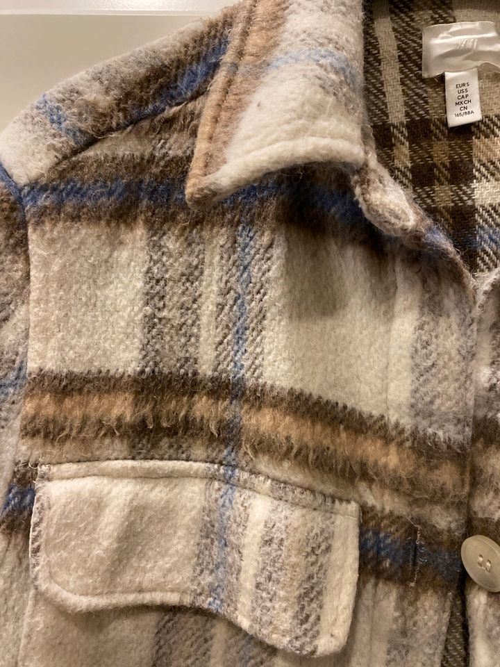 Hemdjacke Schackett Karo H&M blau beige in Plaidt